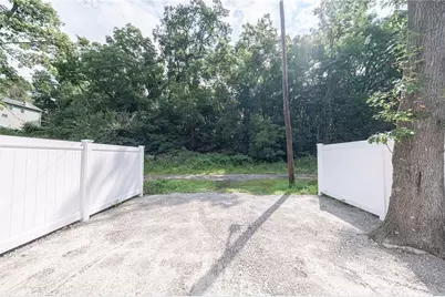 2620 Leland St, Pittsburgh, PA 15214 - Photo 27