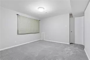 2072 Outlook Dr, Pittsburgh, PA 15241 - Photo 43