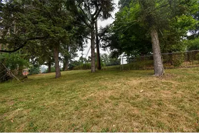 1491 Hollyrood Rd, Pittsburgh, PA 15227 - Photo 27