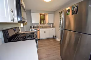 1491 Hollyrood Rd, Pittsburgh, PA 15227 - Photo 5