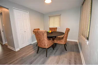 1491 Hollyrood Rd, Pittsburgh, PA 15227 - Photo 9