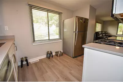 1491 Hollyrood Rd, Pittsburgh, PA 15227 - Photo 7