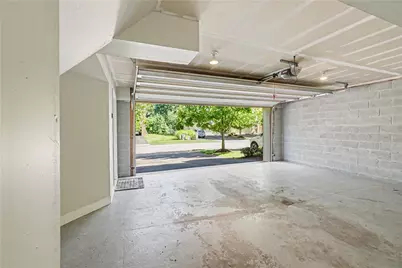 284 Broadstone Dr, Adams Township, PA 16046 - Photo 23
