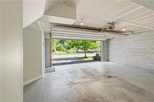 284 Broadstone Dr, Adams Township, PA 16046 - Photo 23