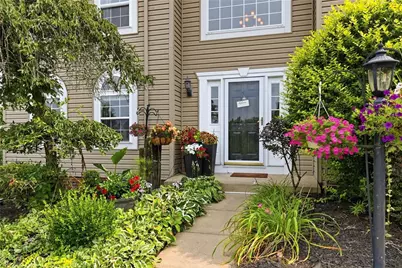 4074 Valleyvue Dr, Richland, PA 15044 - Photo 5