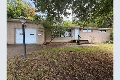 708 Florida Ave, Jeannette, PA 15644 - Photo 1
