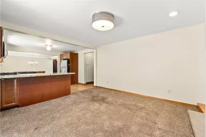 708 Florida Ave, Jeannette, PA 15644 - Photo 17