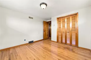 708 Florida Ave, Jeannette, PA 15644 - Photo 23
