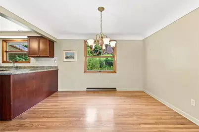 708 Florida Ave, Jeannette, PA 15644 - Photo 9