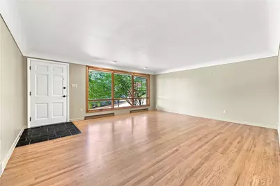 708 Florida Ave, Jeannette, PA 15644 - Photo 15