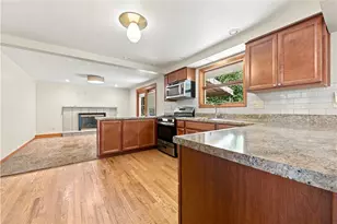 708 Florida Ave, Jeannette, PA 15644 - Photo 17
