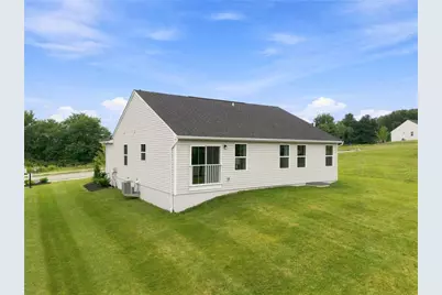 5148 Bentgrass Dr, Hempfield Township, PA 15601 - Photo 27