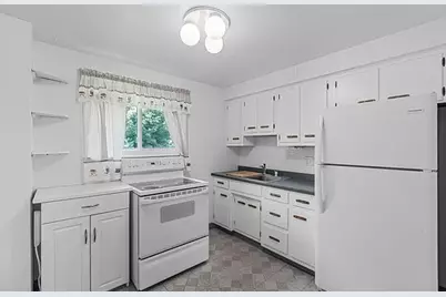 851 Florence Ave, East McKeesport, PA 15035 - Photo 15