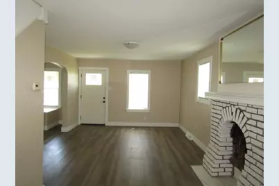 913 Locust Ave, South Strabane, PA 15301 - Photo 7
