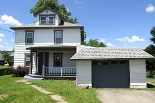 913 Locust Ave, South Strabane, PA 15301 - Photo 1