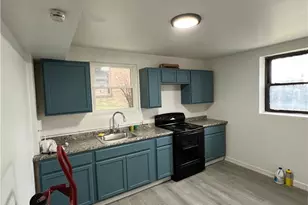2251 Brownsville Rd, Pittsburgh, PA 15210 - Photo 11