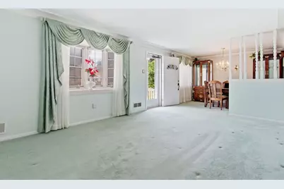 428 Lucy Drive, Pittsburgh, PA 15236 - Photo 3