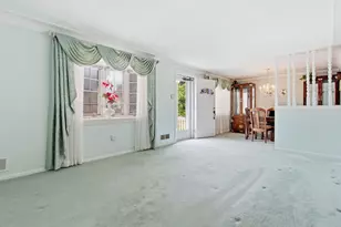 428 Lucy Dr, Pittsburgh, PA 15236 - Photo 3