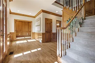 1689 Sturbridge Dr, Pittsburgh, PA 15143 - Photo 7