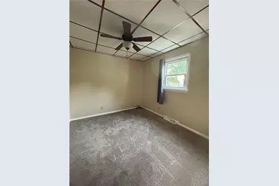 258 Cherry Ave, Houston, PA 15342 - Photo 9