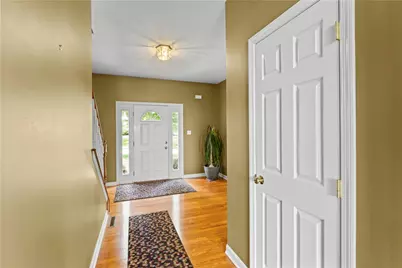 1019 Greenfield, Cecil, PA 15317 - Photo 7