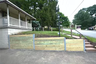 2425 Hampton Ave, Hampton, PA 15101 - Photo 3