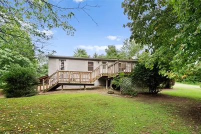 136 Bassett Rd, Hanover Township, PA 15026 - Photo 1