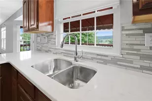 160 Vista Dr, Cecil, PA 15317 - Photo 21