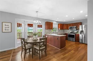 160 Vista Dr, Cecil, PA 15317 - Photo 15