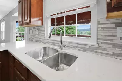 160 Vista Dr, Cecil, PA 15317 - Photo 21