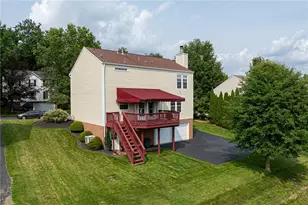 160 Vista Dr, Cecil, PA 15317 - Photo 3