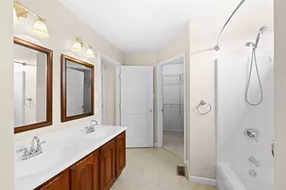 160 Vista Dr, Cecil, PA 15317 - Photo 27