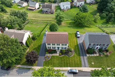 160 Vista Dr, Cecil, PA 15317 - Photo 37