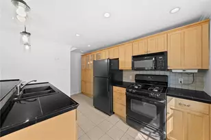 4357 Winterburn Ave, Pittsburgh, PA 15207 - Photo 9