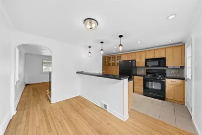 4357 Winterburn Ave, Pittsburgh, PA 15207 - Photo 9
