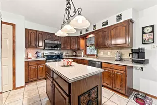 212 Apple Hill Dr, Delmont, PA 15626 - Photo 9