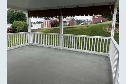 640 Longvue Dr, Chartiers, PA 15342 - Photo 35
