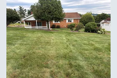 640 Longvue Dr, Chartiers, PA 15342 - Photo 7