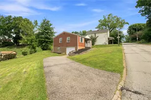 805 Braddock Rd, Pittsburgh, PA 15221 - Photo 3