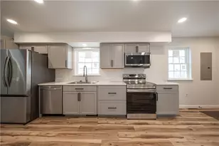 634 6th Ave, Coraopolis, PA 15108 - Photo 7