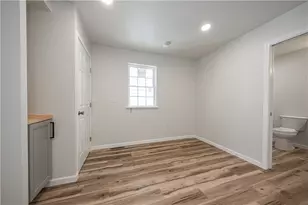 634 6th Ave, Coraopolis, PA 15108 - Photo 11