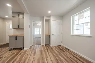 634 6th Avenue, Coraopolis, PA 15108 - Photo 5