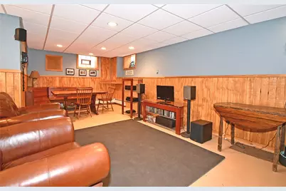 207 Jefferson Dr, Pittsburgh, PA 15228 - Photo 33