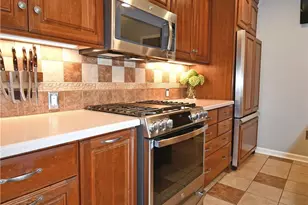 207 Jefferson Dr, Pittsburgh, PA 15228 - Photo 13