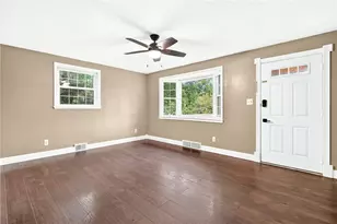 4702 S Woodland Cir, Richland, PA 15044 - Photo 3