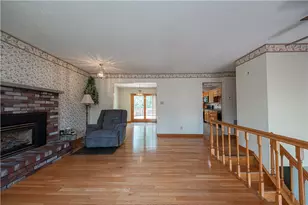 213 Brookston Dr, Cranberry Township, PA 16066 - Photo 9