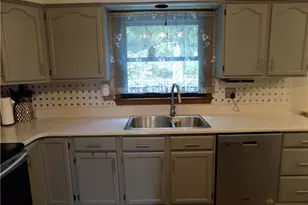 153 Kelly Ridge Rd, Pittsburgh, PA 15068 - Photo 13