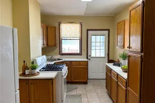 1716 Constitution Blvd, Arnold, PA 15068 - Photo 5