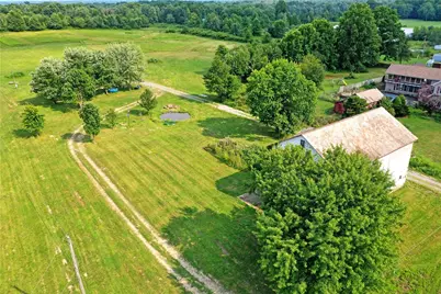 1952 Perry Hwy, Fredonia, PA 16124 - Photo 39