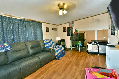 1952 Perry Hwy, Fredonia, PA 16124 - Photo 3